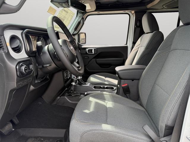 new 2025 Jeep Gladiator car, priced at $42,897