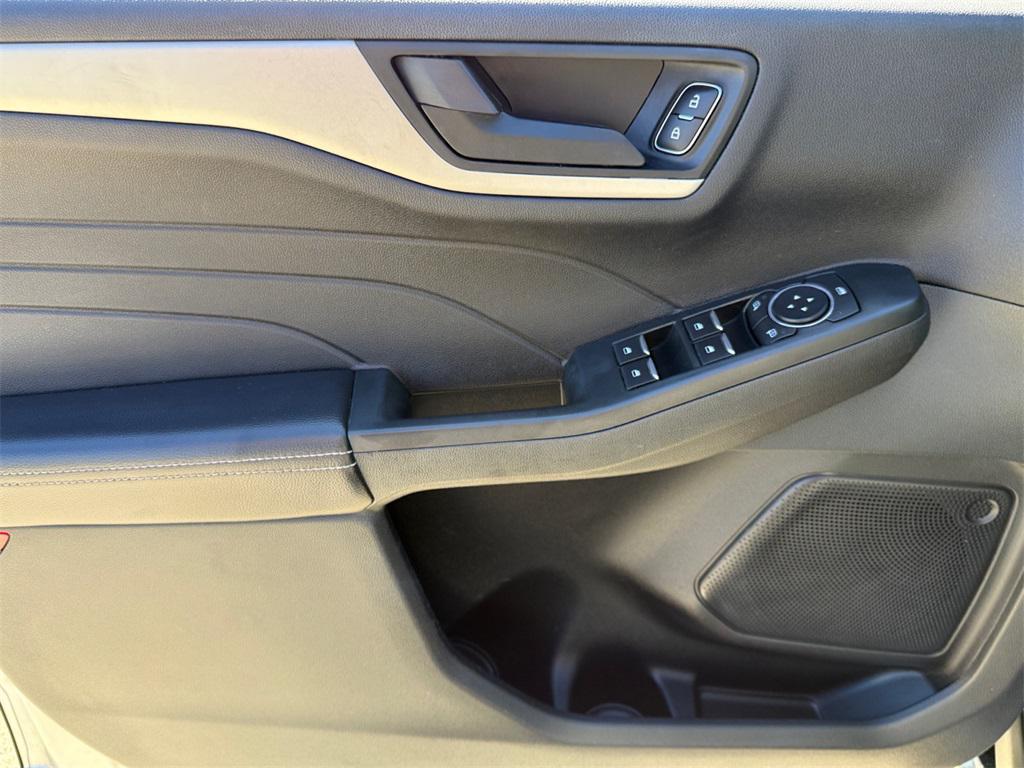 used 2022 Ford Escape car, priced at $17,988