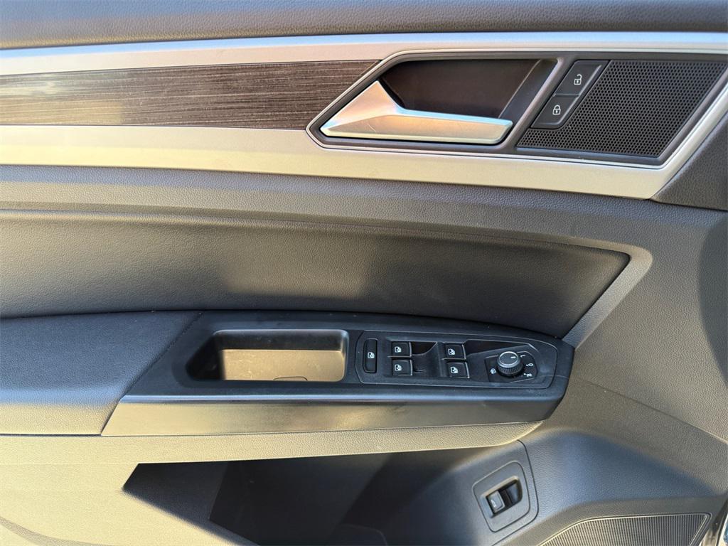 used 2019 Volkswagen Atlas car, priced at $19,988