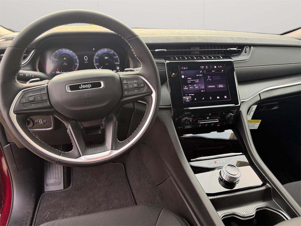 new 2025 Jeep Grand Cherokee car, priced at $38,091