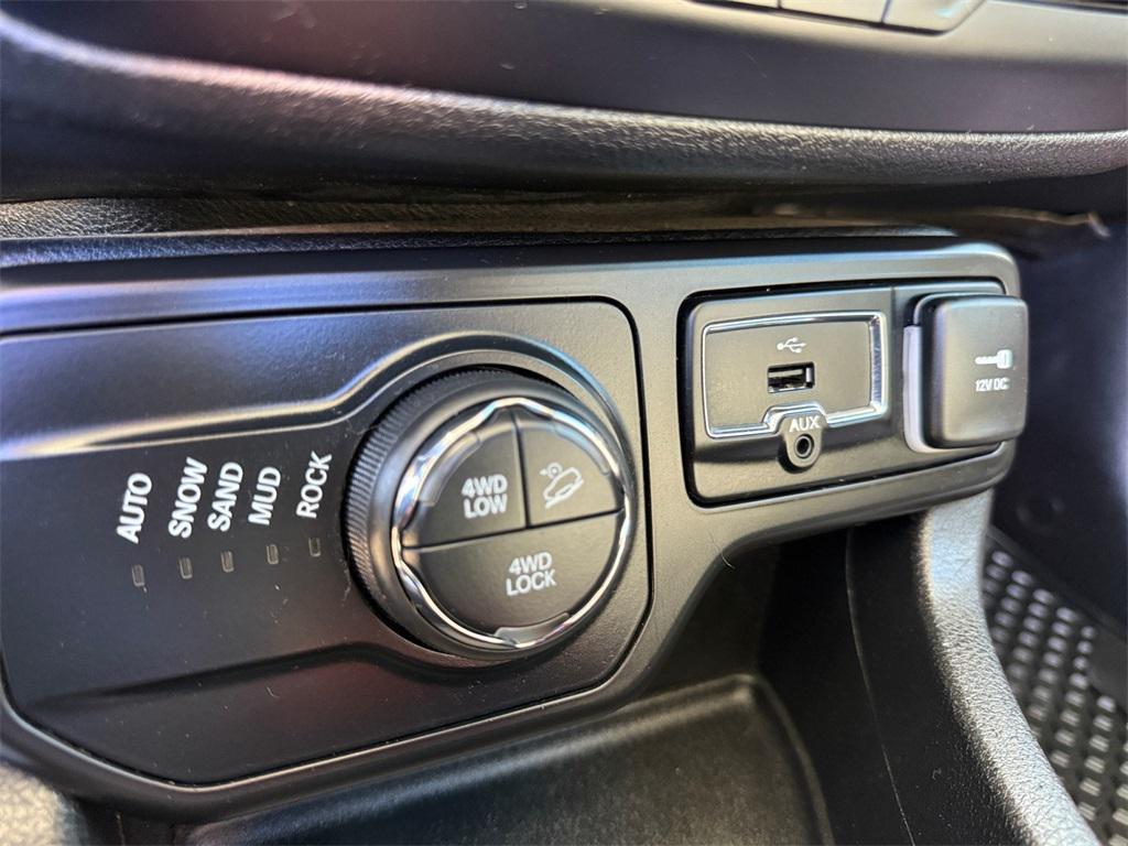 used 2019 Jeep Renegade car, priced at $12,988