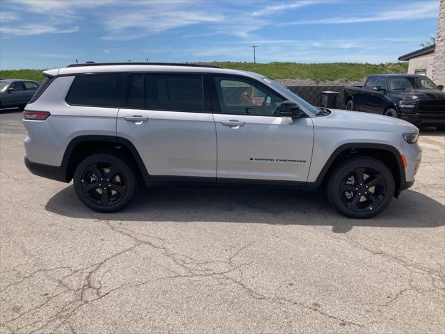 new 2024 Jeep Grand Cherokee L car, priced at $48,628