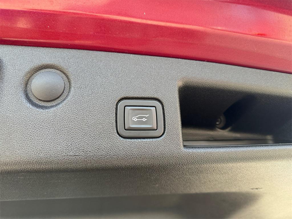 used 2019 Chevrolet Equinox car, priced at $17,488