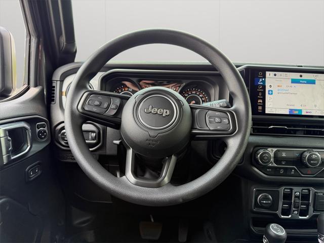 new 2025 Jeep Gladiator car, priced at $41,612
