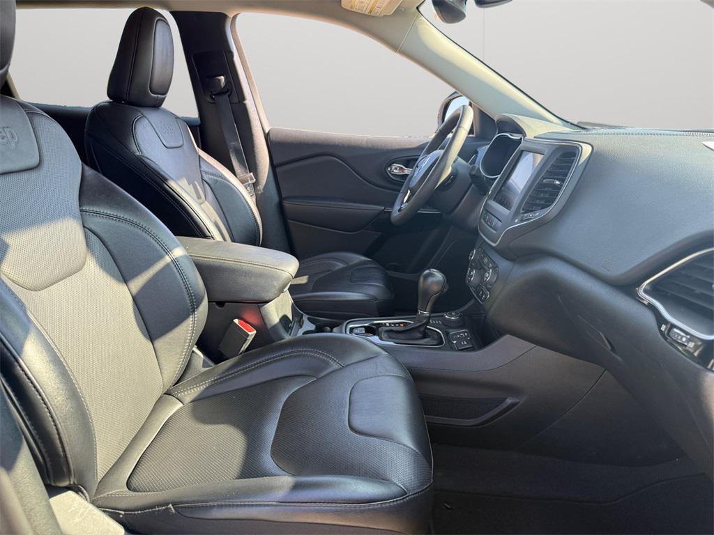 used 2023 Jeep Cherokee car, priced at $23,688