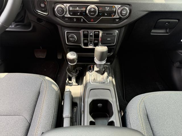 new 2025 Jeep Wrangler car, priced at $46,339
