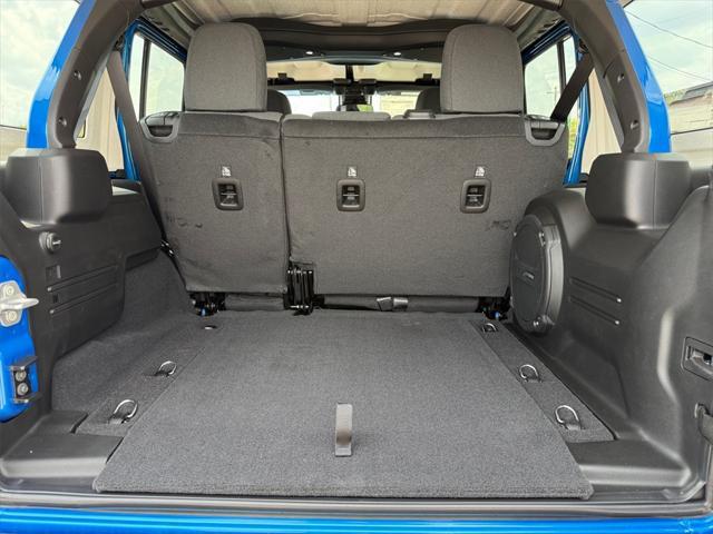 new 2025 Jeep Wrangler car, priced at $46,339