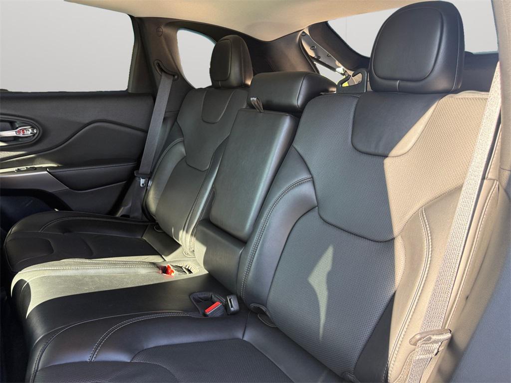 used 2021 Jeep Cherokee car, priced at $21,688