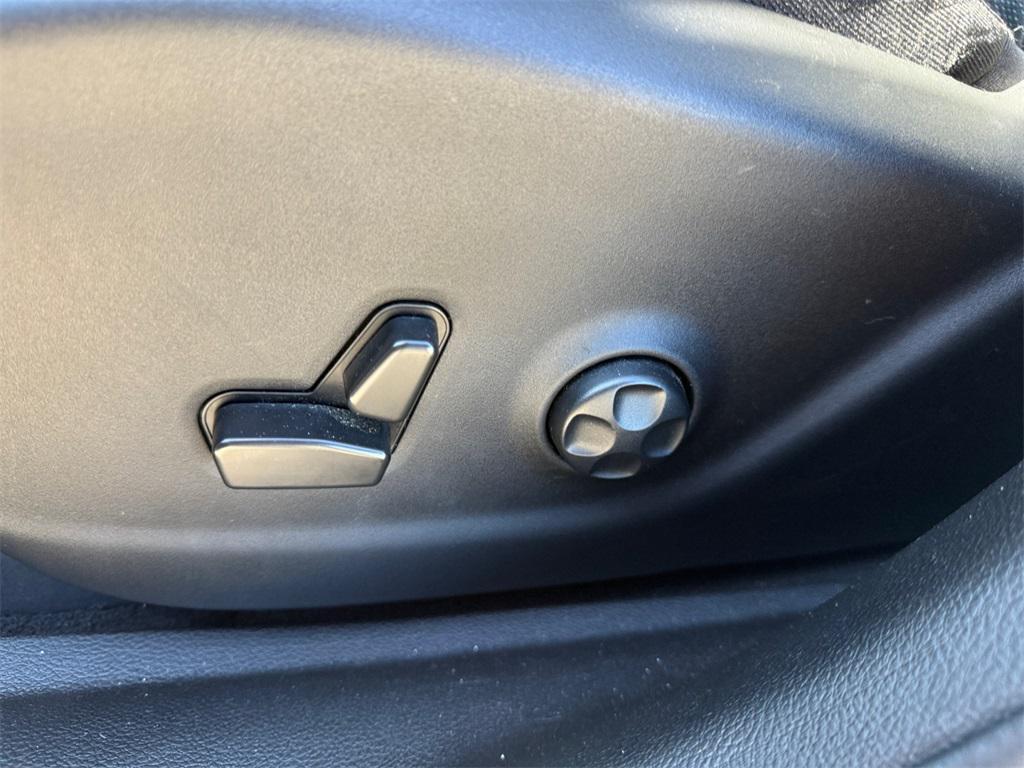 used 2021 Jeep Cherokee car, priced at $21,688