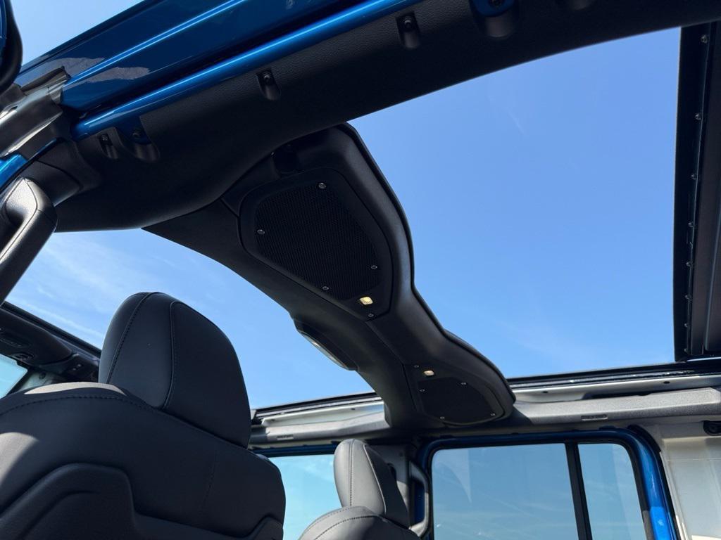 new 2025 Jeep Wrangler car, priced at $99,119