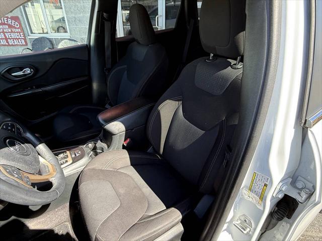 used 2016 Jeep Cherokee car, priced at $10,888