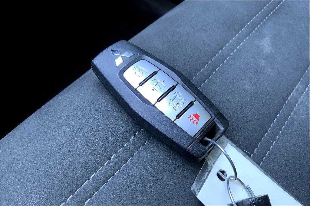 used 2023 Mitsubishi Outlander car, priced at $23,120