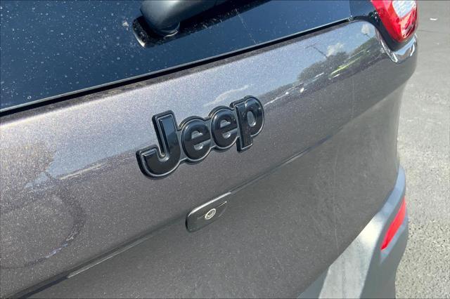 used 2018 Jeep Cherokee car, priced at $17,600