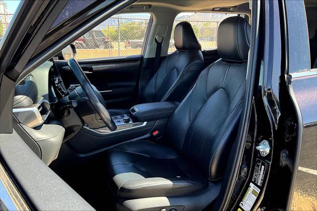 used 2021 Toyota Highlander car, priced at $36,890