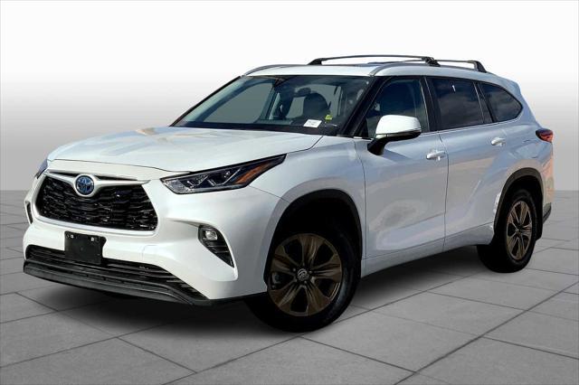 used 2023 Toyota Highlander Hybrid car, priced at $41,830