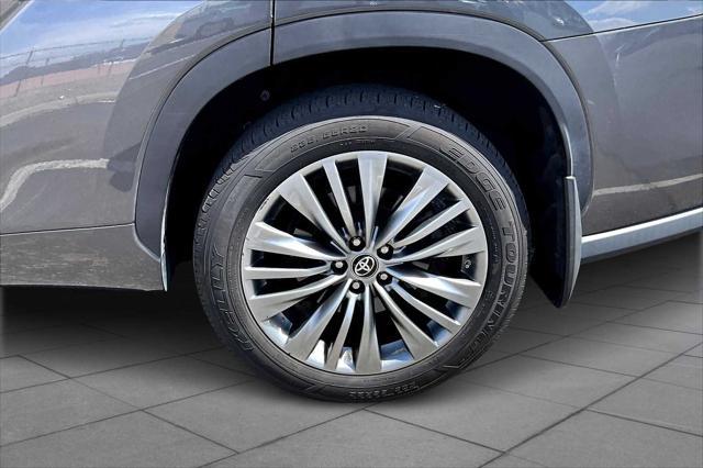 used 2021 Toyota Highlander car, priced at $37,330
