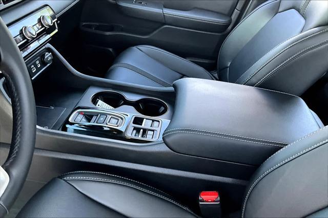 used 2025 Honda Pilot car, priced at $44,910
