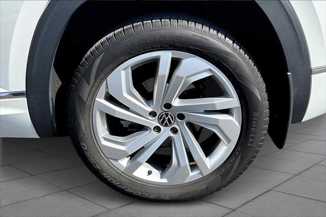 used 2021 Volkswagen Atlas Cross Sport car, priced at $26,100