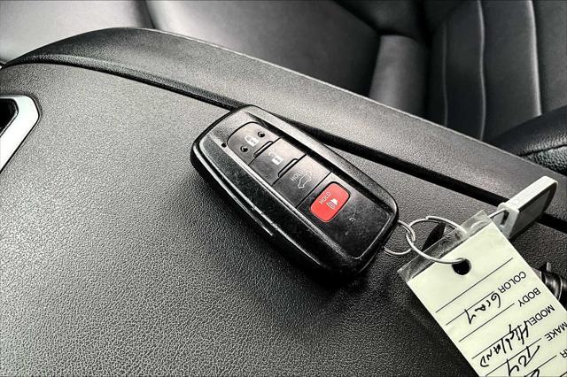 used 2023 Toyota Highlander Hybrid car, priced at $45,170