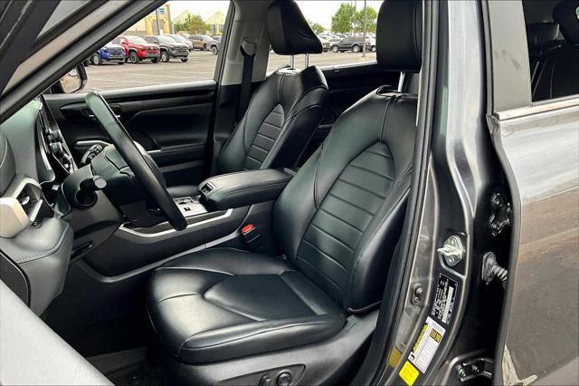 used 2023 Toyota Highlander Hybrid car, priced at $45,170