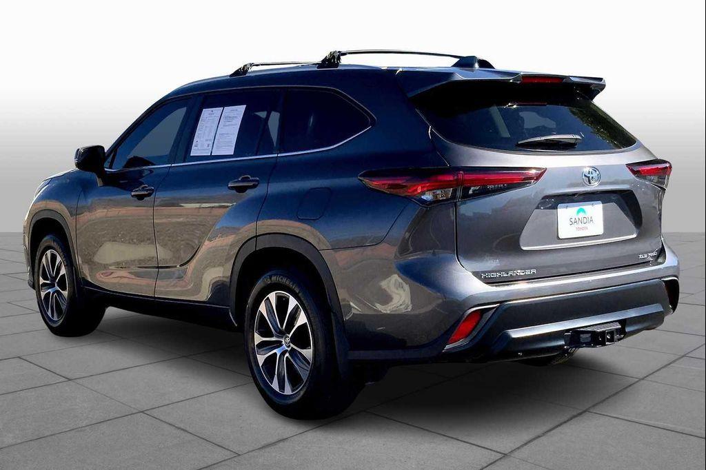 used 2024 Toyota Highlander car, priced at $43,790
