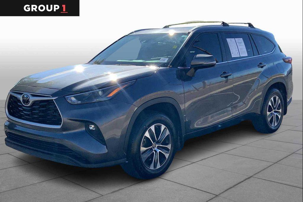 used 2024 Toyota Highlander car, priced at $43,790