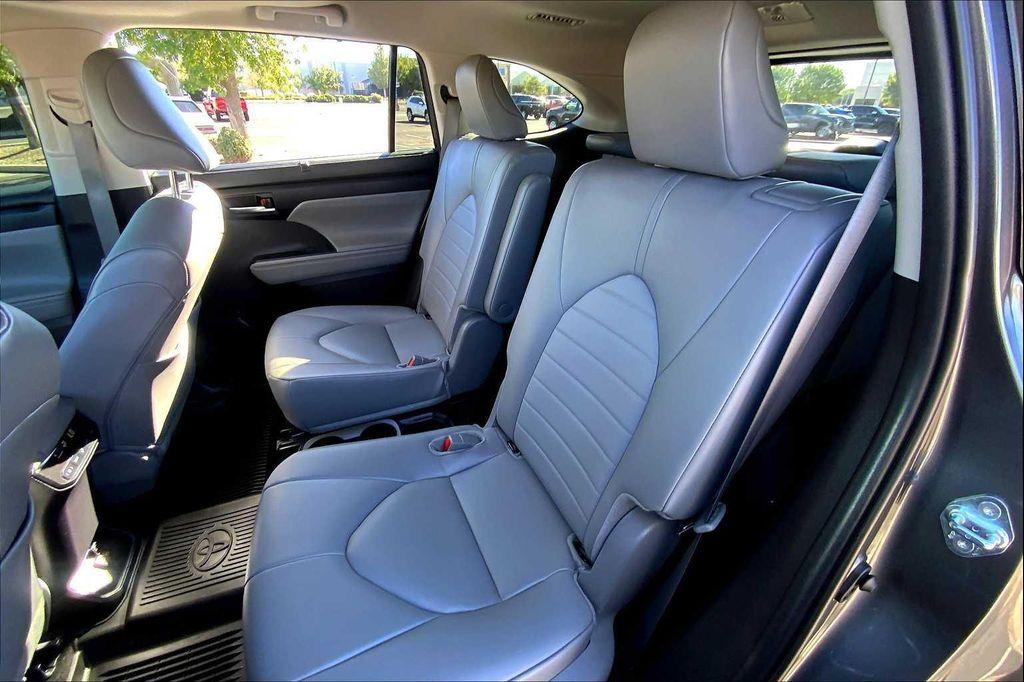used 2024 Toyota Highlander car, priced at $43,790