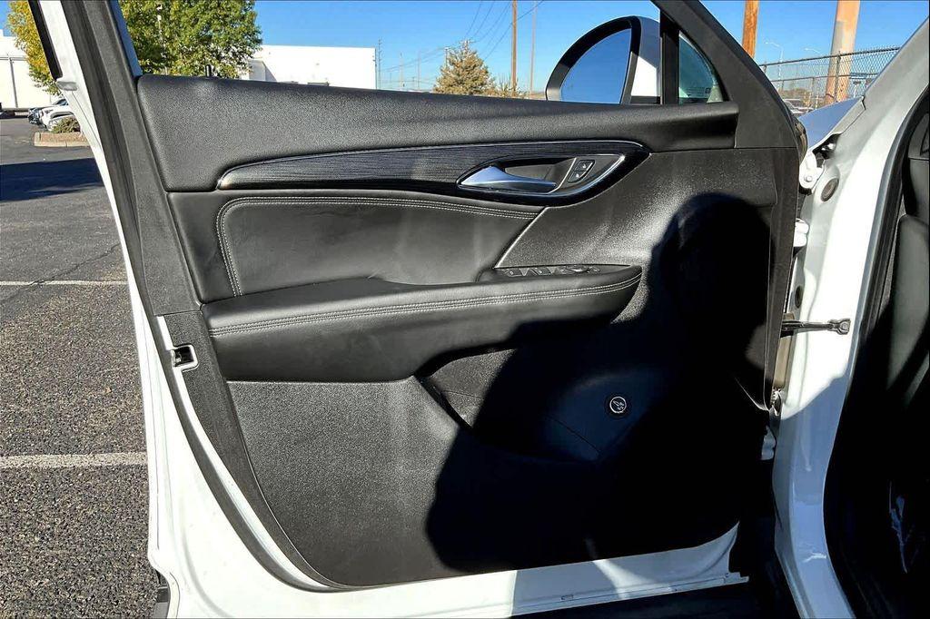 used 2022 Buick Envision car, priced at $23,414