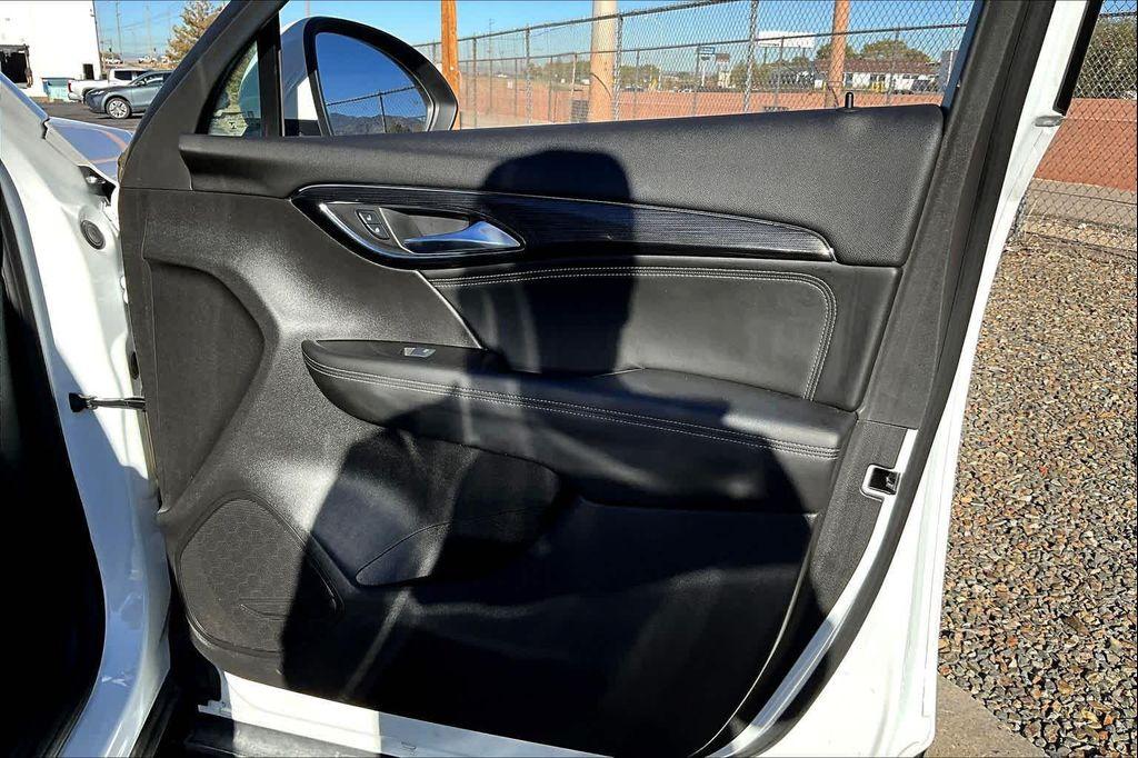 used 2022 Buick Envision car, priced at $23,414