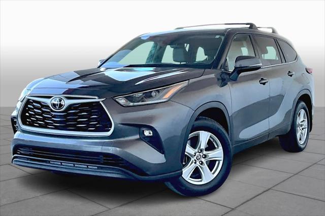 used 2021 Toyota Highlander car, priced at $30,387