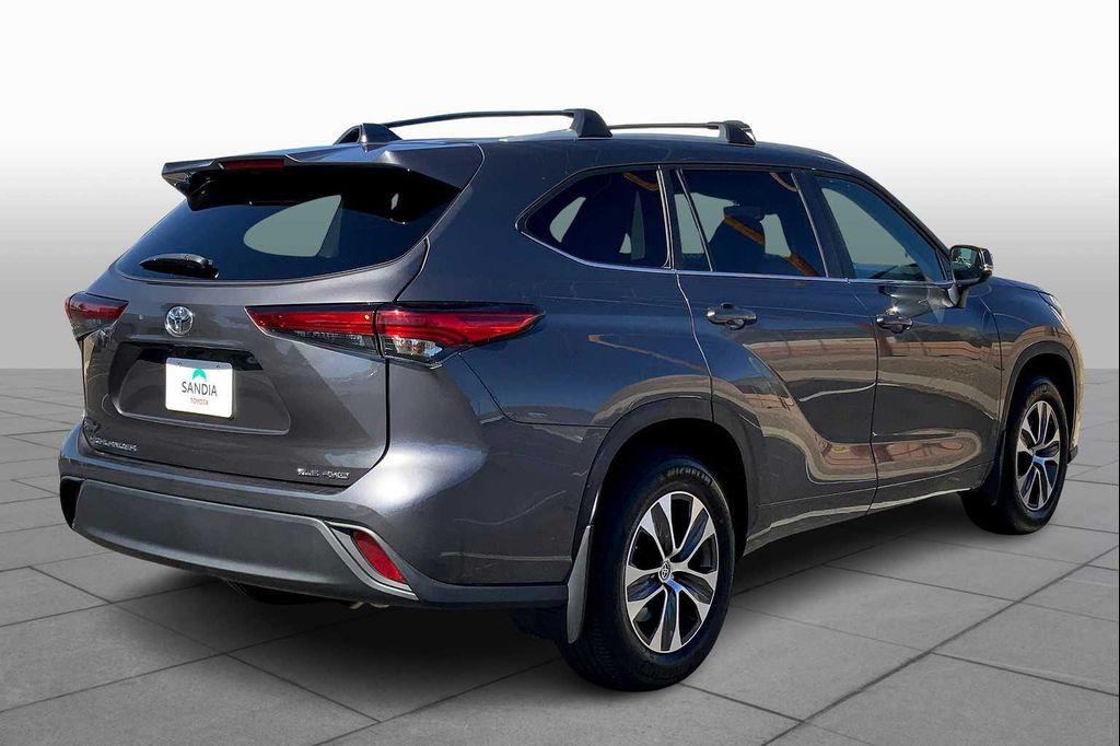 used 2023 Toyota Highlander car, priced at $41,970