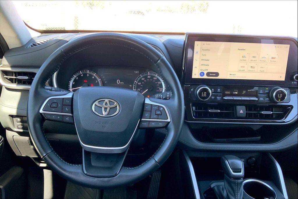 used 2023 Toyota Highlander car, priced at $41,970