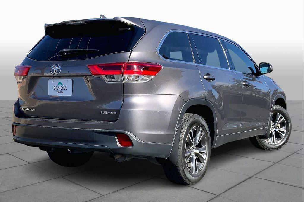 used 2019 Toyota Highlander car, priced at $21,280