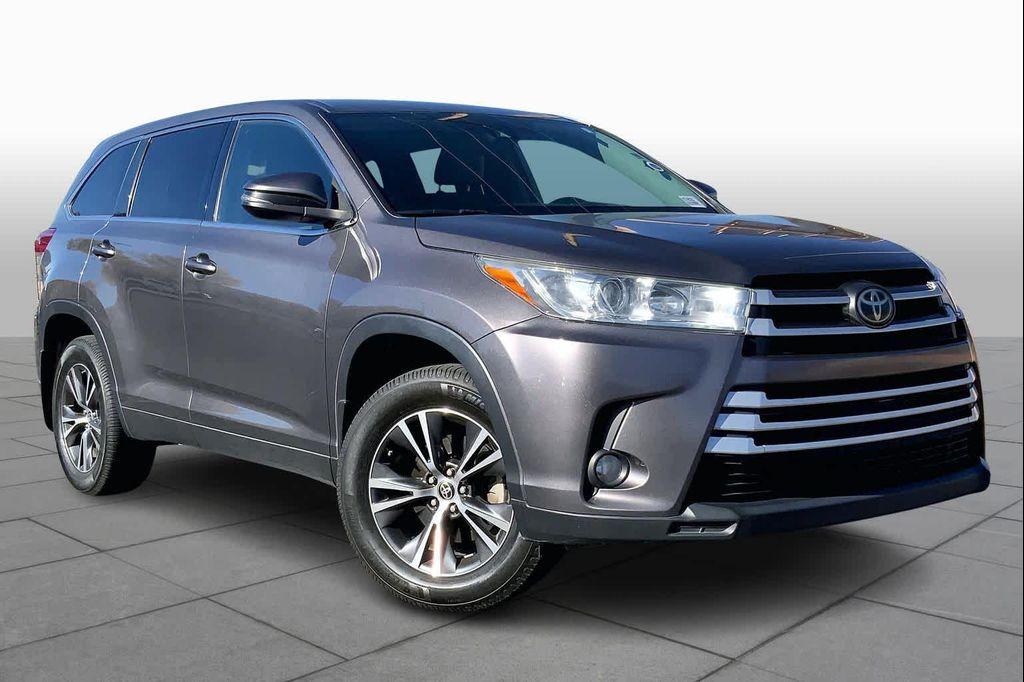 used 2019 Toyota Highlander car, priced at $21,280