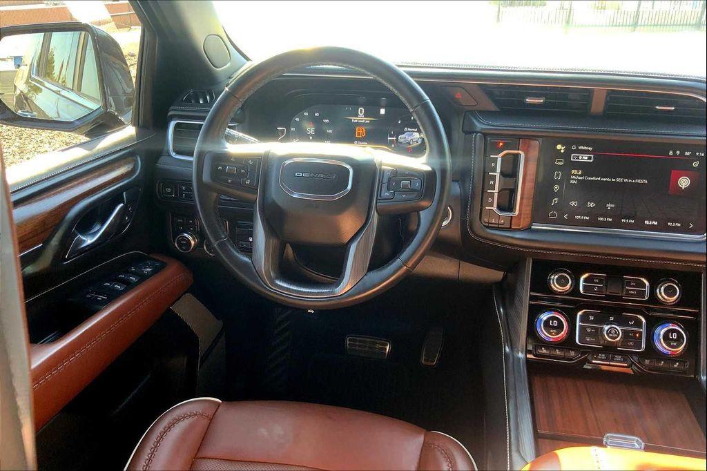 used 2023 GMC Yukon XL car, priced at $71,790