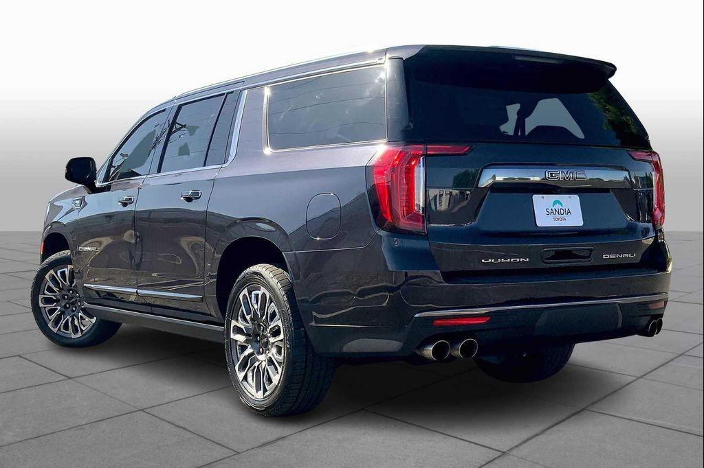 used 2023 GMC Yukon XL car, priced at $71,790