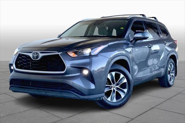 used 2022 Toyota Highlander car, priced at $37,790