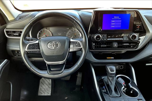 used 2024 Toyota Highlander car, priced at $45,680