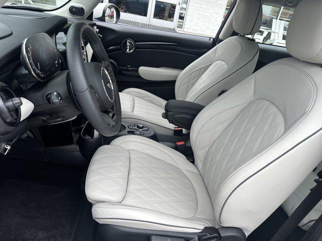 used 2024 MINI Hardtop car, priced at $29,990