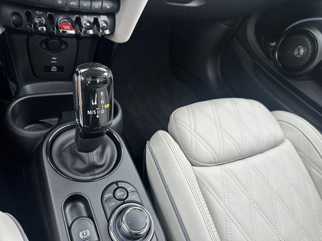 used 2024 MINI Hardtop car, priced at $29,990