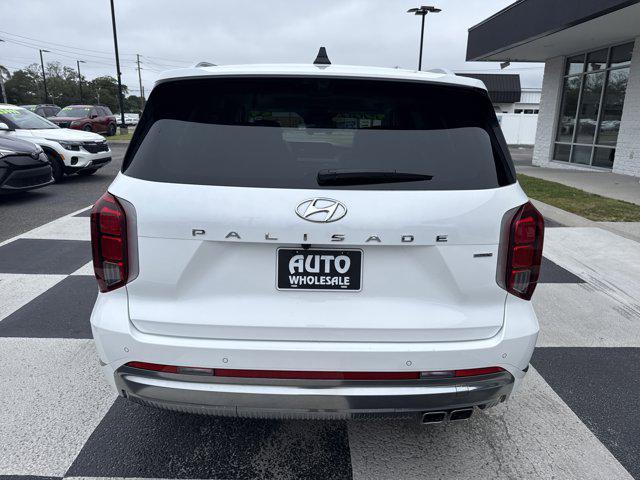 used 2024 Hyundai Palisade car, priced at $43,990