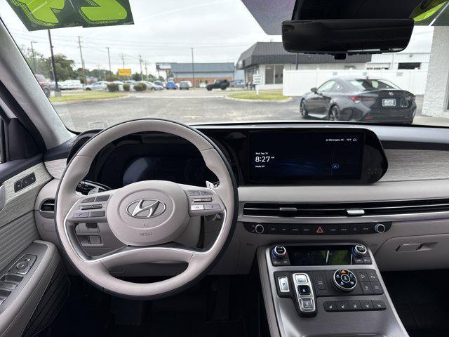 used 2024 Hyundai Palisade car, priced at $43,990