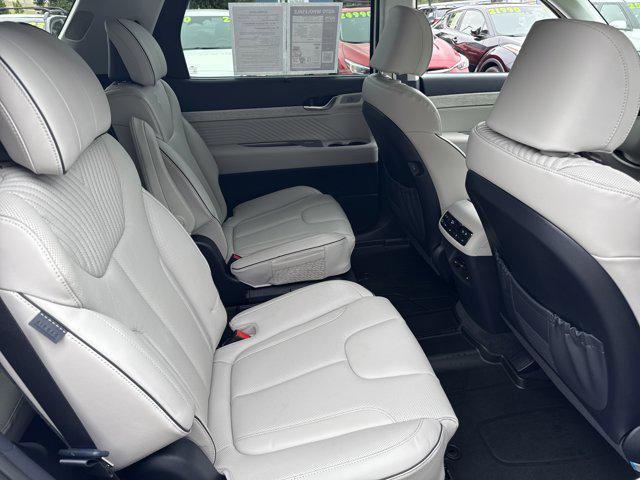 used 2024 Hyundai Palisade car, priced at $43,990