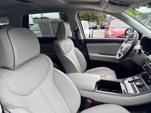 used 2024 Hyundai Palisade car, priced at $43,990