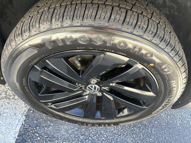 used 2022 Volkswagen Atlas Cross Sport car, priced at $26,990