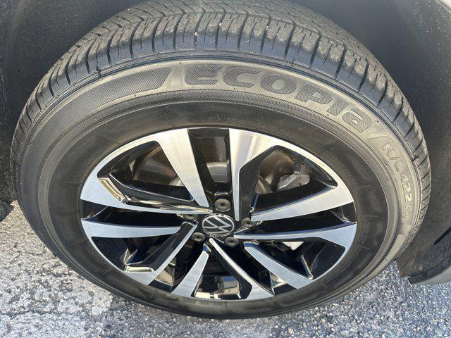 used 2024 Volkswagen Tiguan car, priced at $22,990
