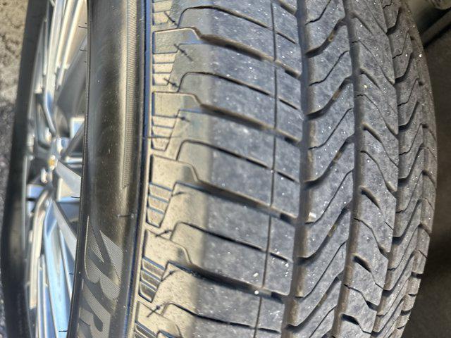 used 2024 Chevrolet Traverse car, priced at $38,990