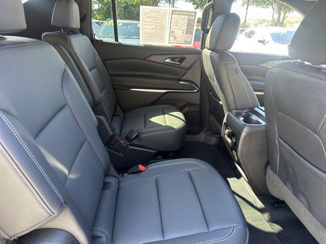 used 2024 Chevrolet Traverse car, priced at $38,990