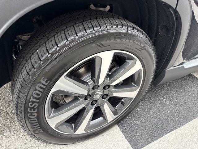 used 2025 Honda Pilot car, priced at $48,990