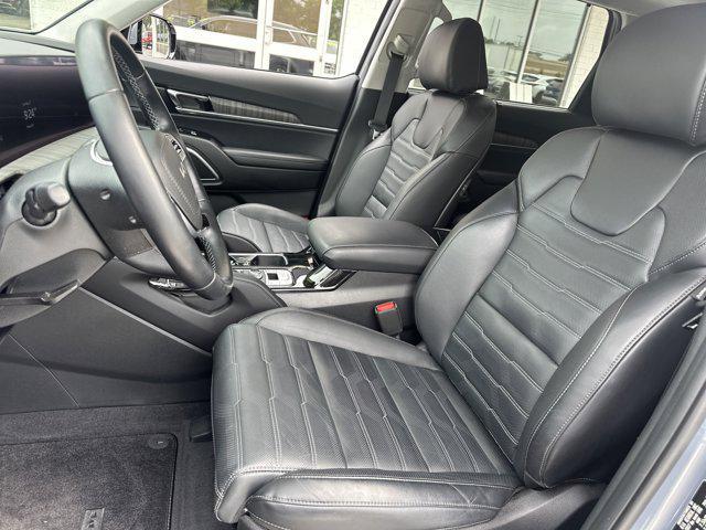 used 2024 Kia Telluride car, priced at $46,990